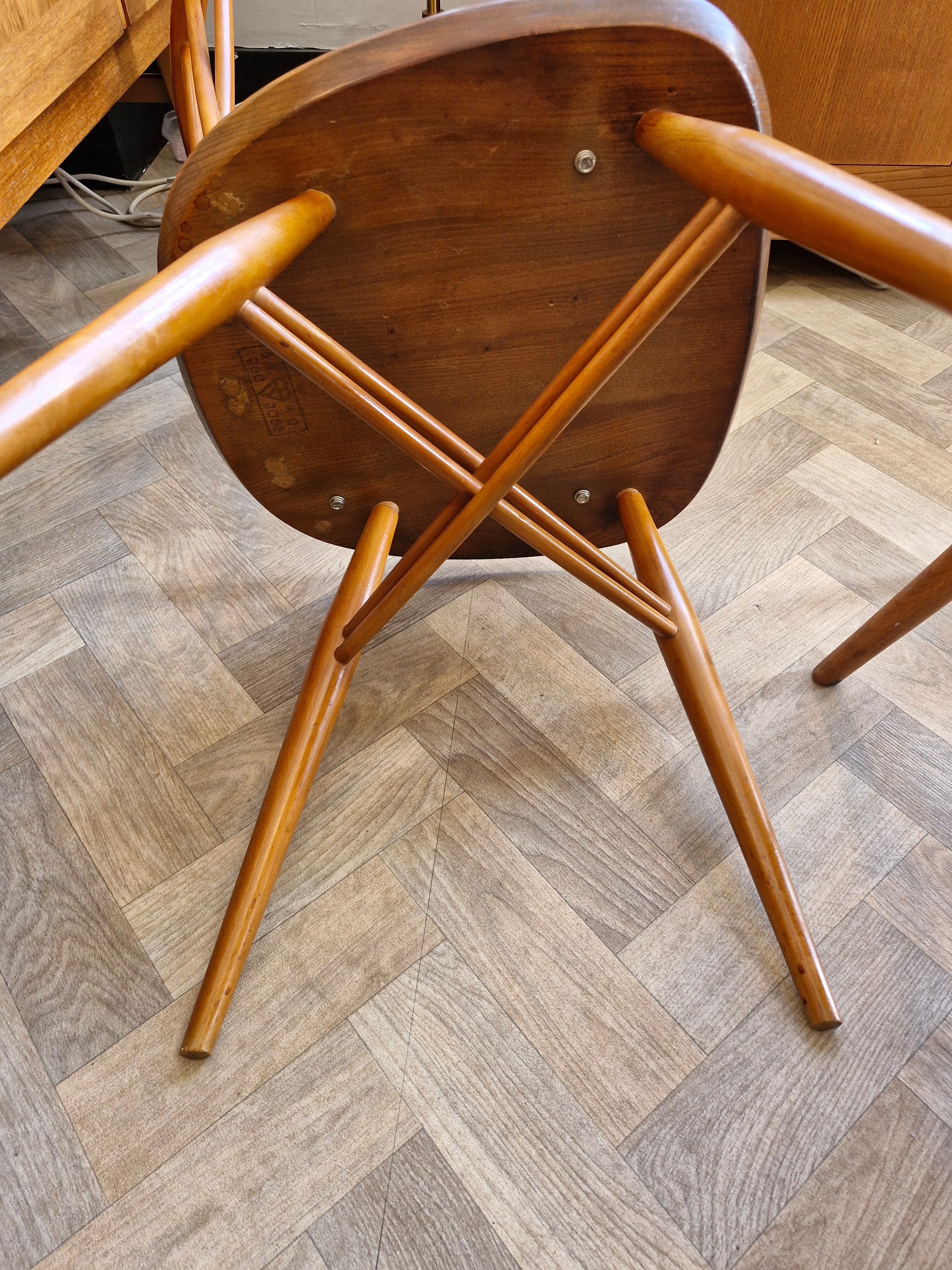 Ercol Kitchen Table & 4 x Candlestick Chairs