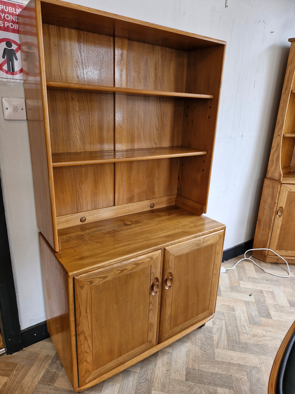 Ercol Base Unit with Bookshelf